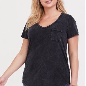Black and gray v neck tee